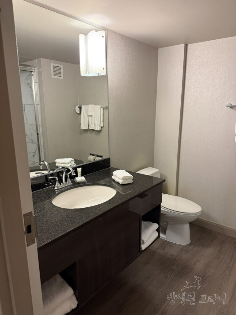 나이아가라 호텔 객실 침대