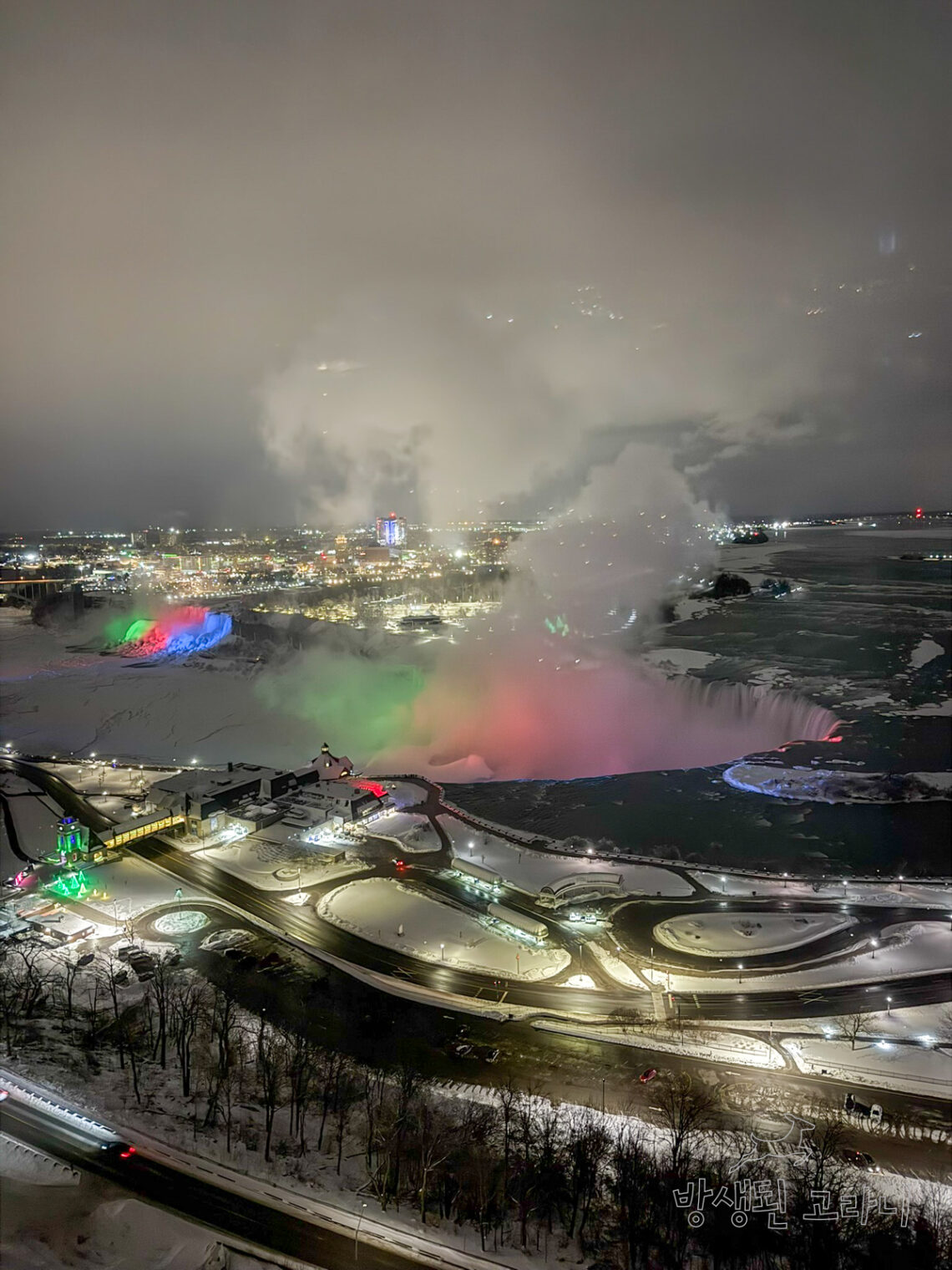 나이아가라 폴스 메리어트 온 더 폴스 객실 폭포 야경