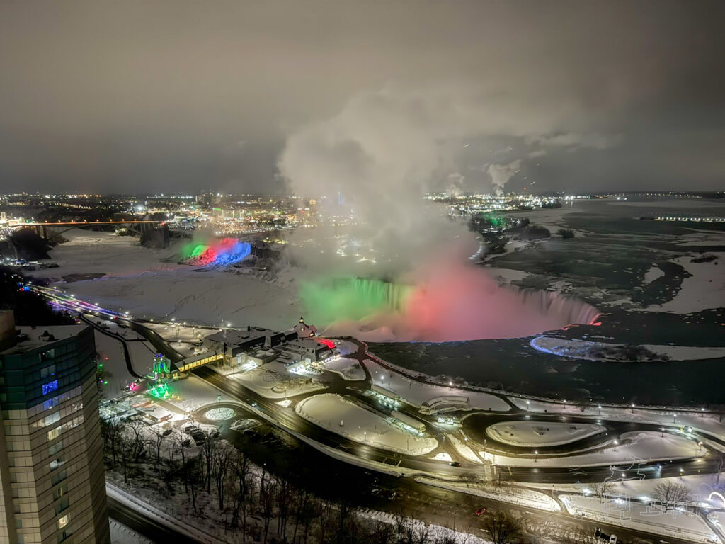 캐나다 숙소에서 바라본 나이아가라 폭포 전경