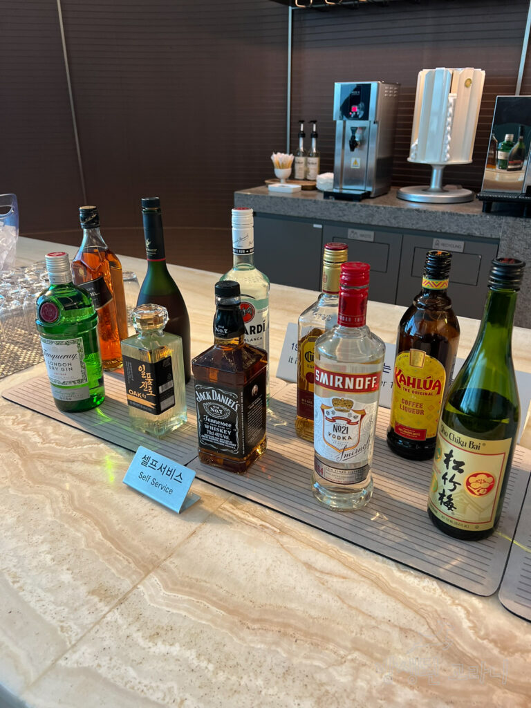 인천공항 스타얼라이언스 라운지 아시아나 주류 종류