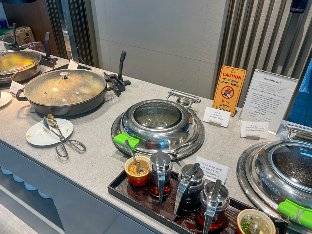 인천공항 스타얼라이언스 라운지 싱가포르항공 실버크리스 음식 섹션