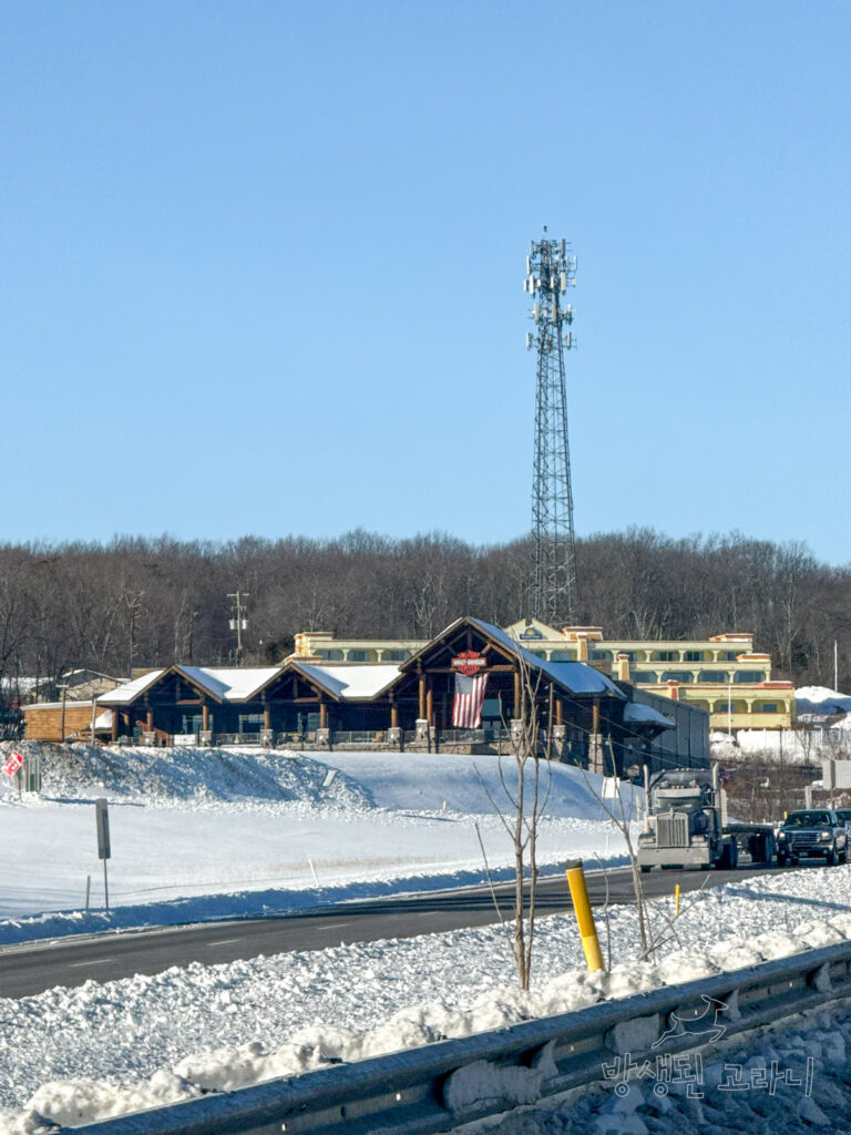 Tannersville 인근 고속도로 풍경