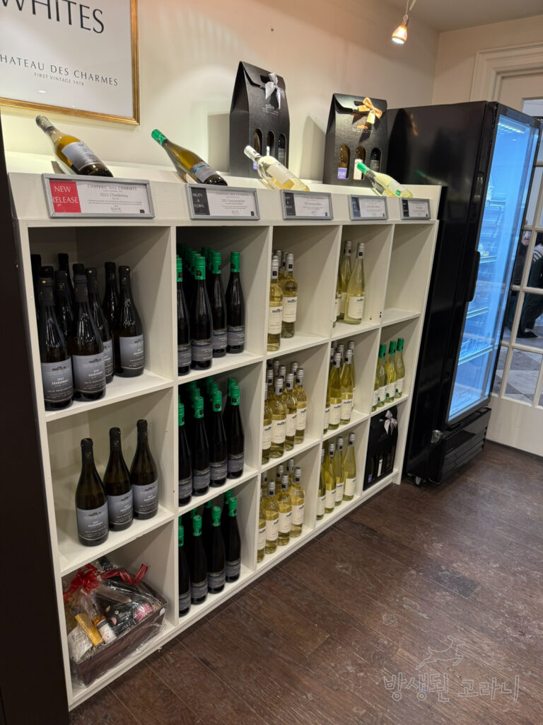 나이아가라 와이너리 숍 화이트 와인 섹션